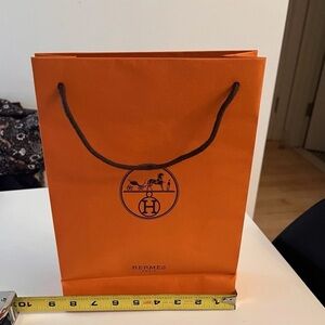Authentic Hermes Paper Shopping Bag : Approx 8.5x11.5x4”